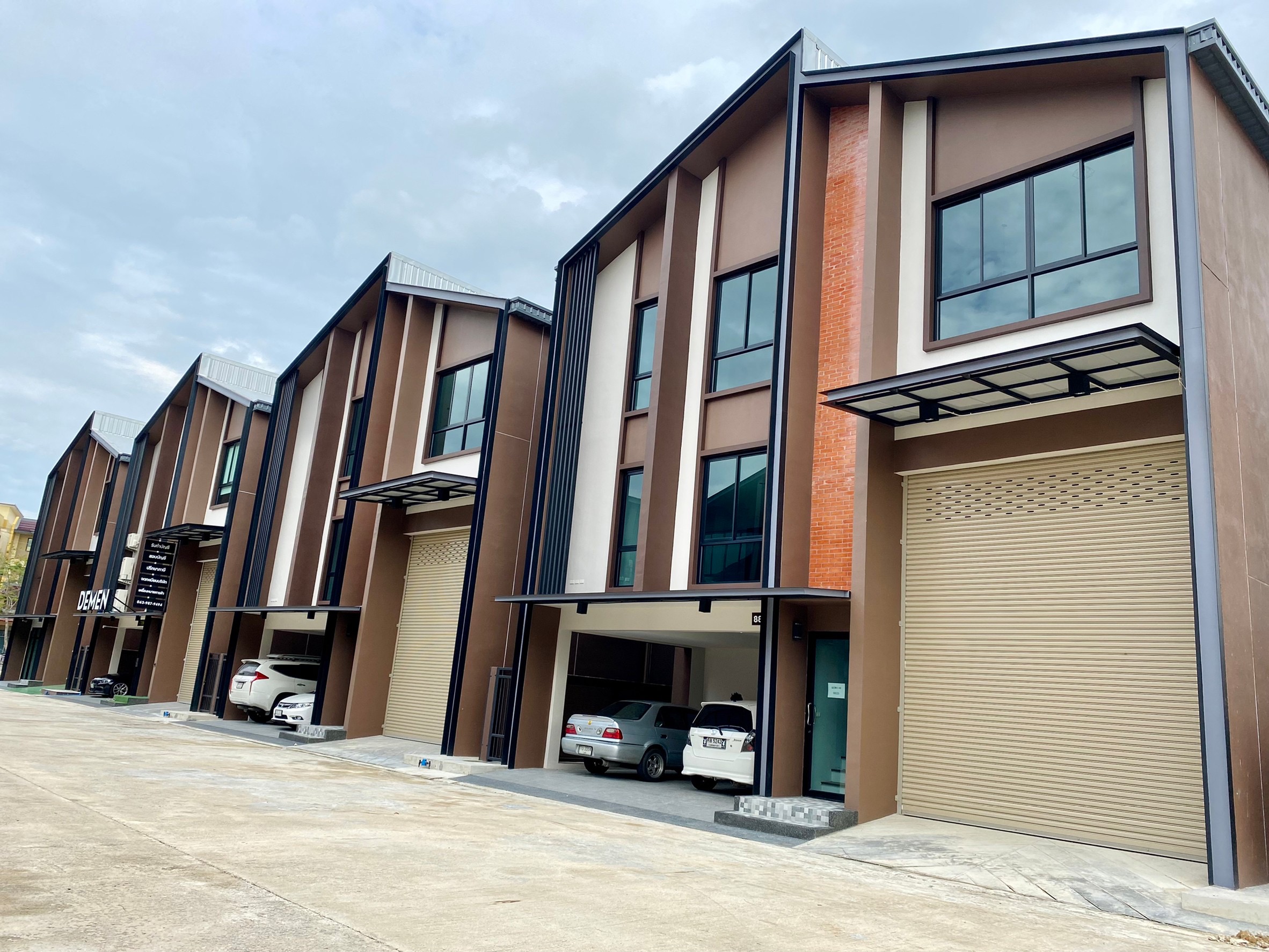 FF0BC50C-2E32-483A-BCAD-985FA482A898